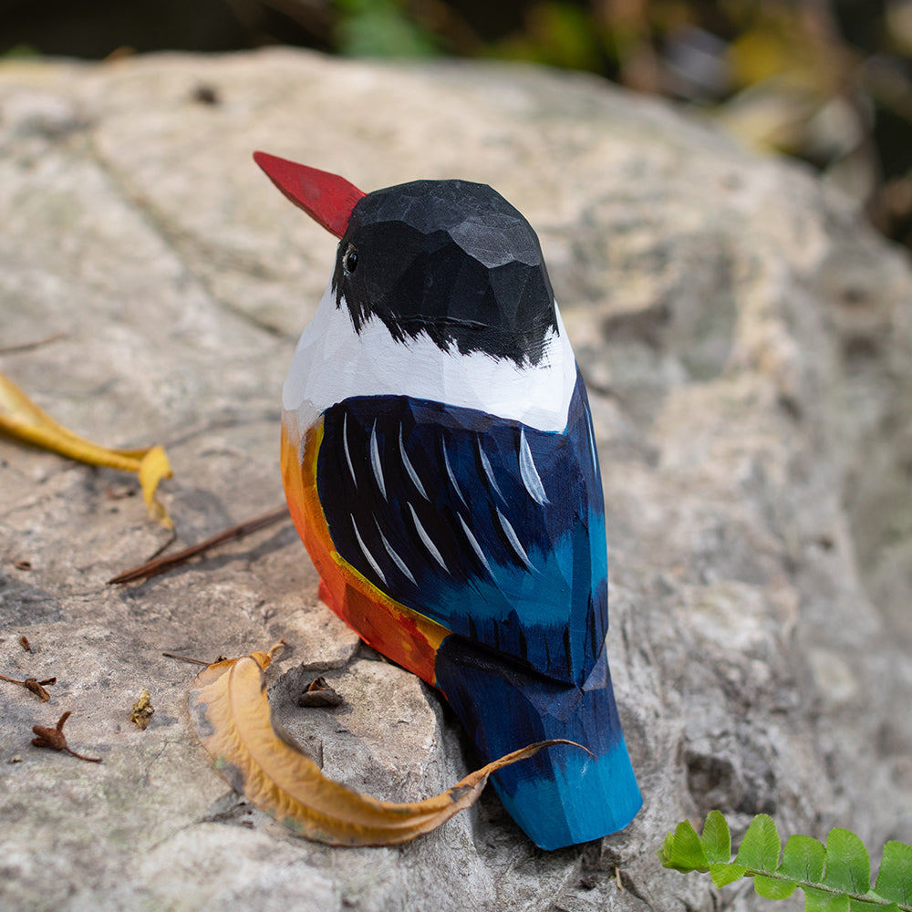 Hand-carved wooden figurine of a Black-Capped Kingfisher, an ornament great for home decor and gifts. 