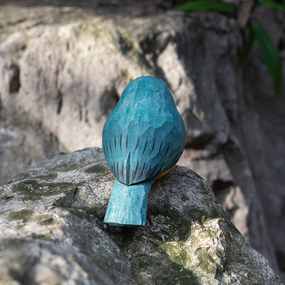 Hand-carved wooden figurine of a Eurasian Blue Tit, an ornament great for home decor and gifts. 